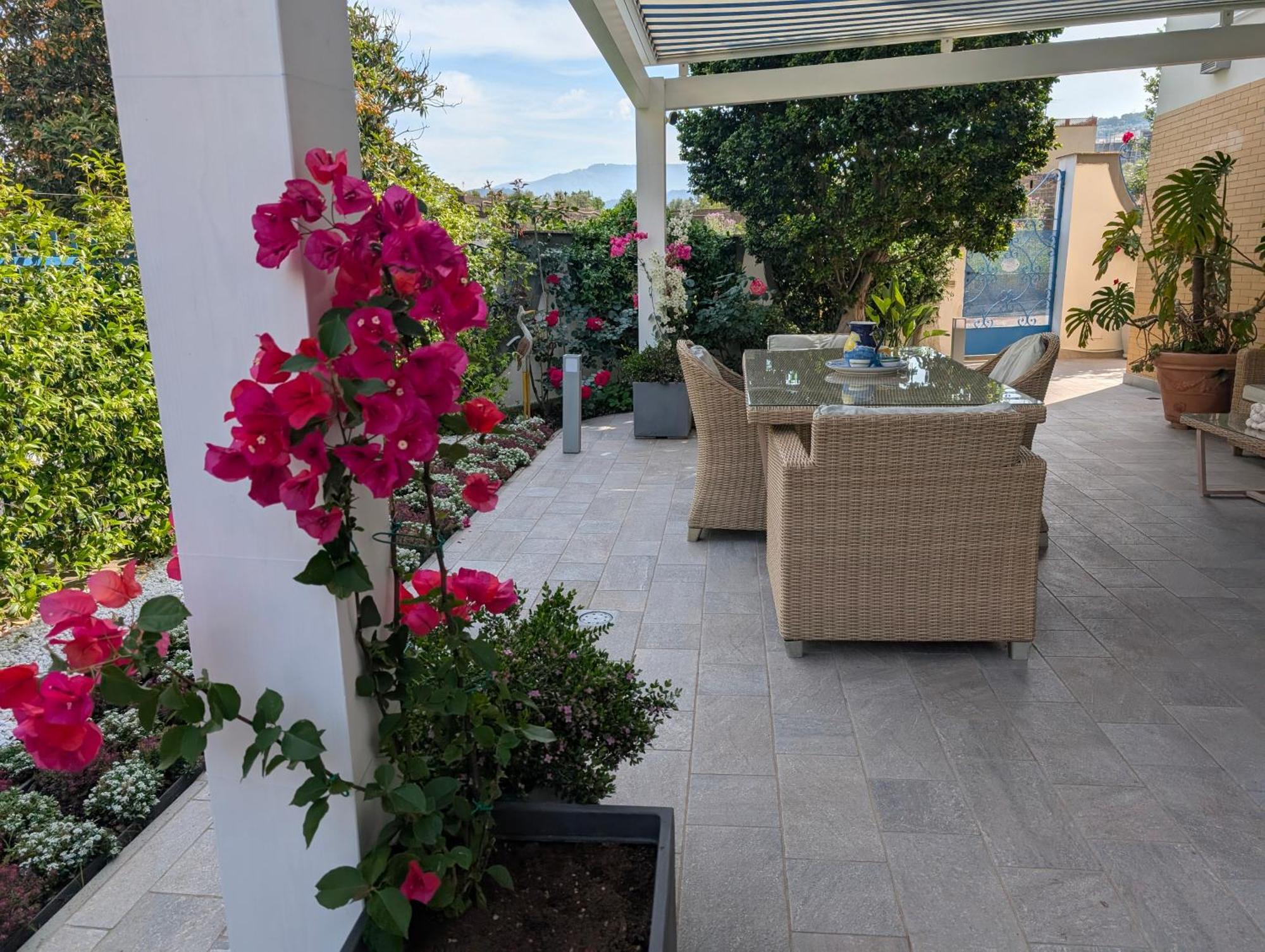 Sorrento Garden Room Exterior foto